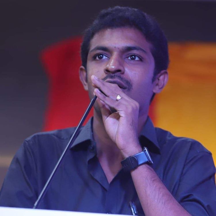 மகிழவன்'s avatar